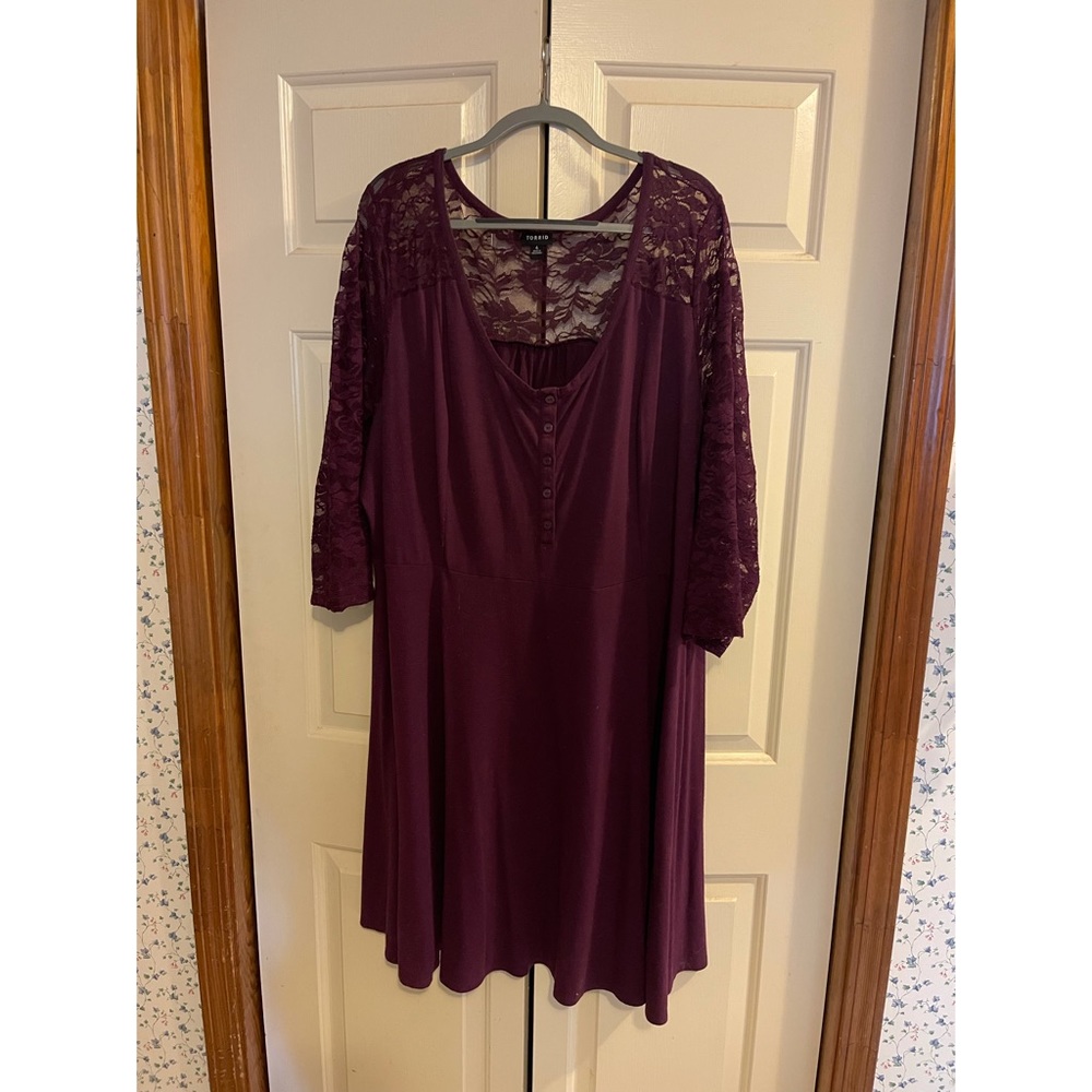 Torrid Size 4 purple burgundy lace sleeved dress